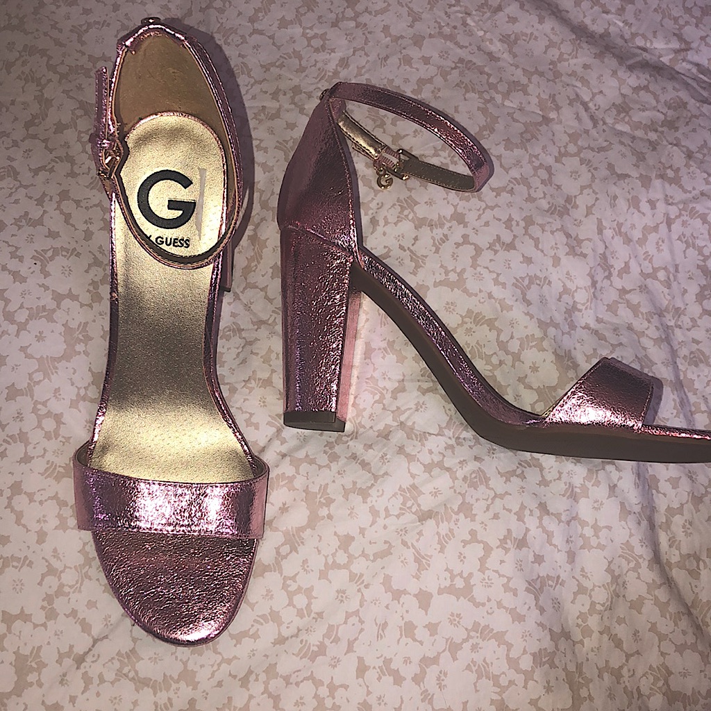 Nwot Guess Shantel3 Ankle Strap Block Heels